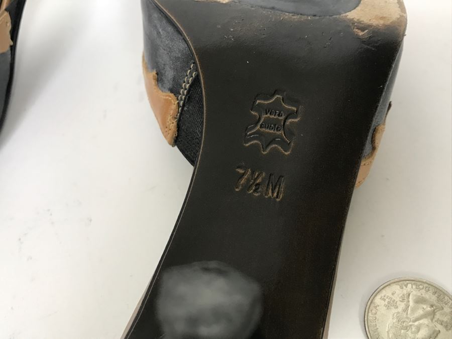 Donald J Pliner High Heel Ladies Shoes Made In The Mountains Of Italy Size 7 1/2 M [Photo 6]