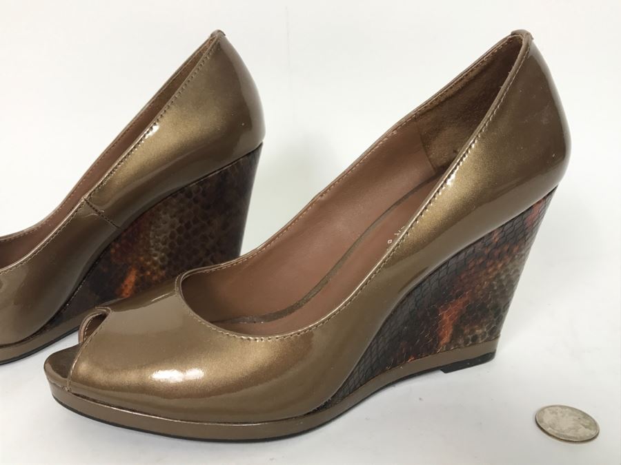 Donald J Pliner Ladies Shoes Size 7 1/2M [Photo 2]
