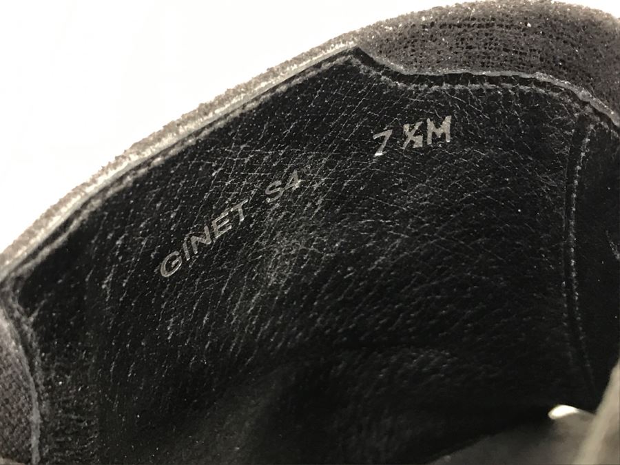 Pair Of Black Donald J Pliner Ladies High Heel Shoes Size 7 1/2M And 8M [Photo 14]