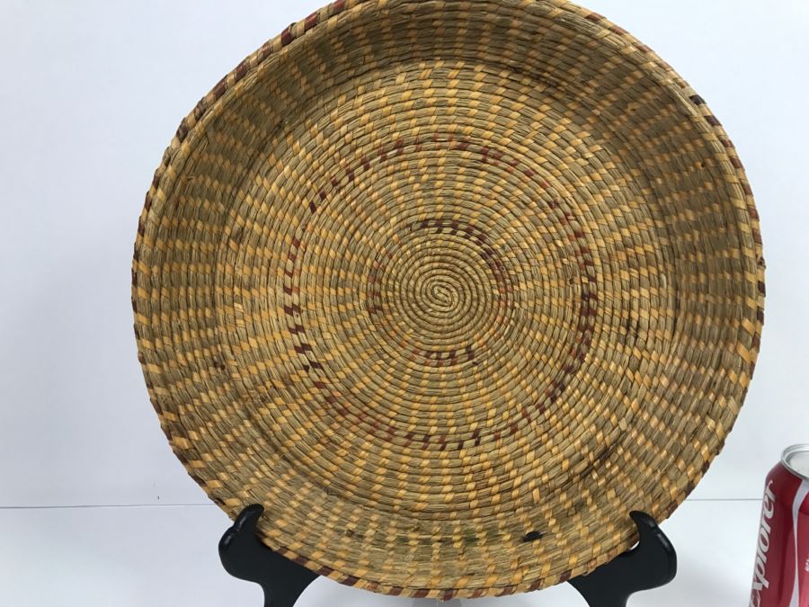 Large Vintage Native American Indian Basket - Does Not Include Stand [Photo 4]