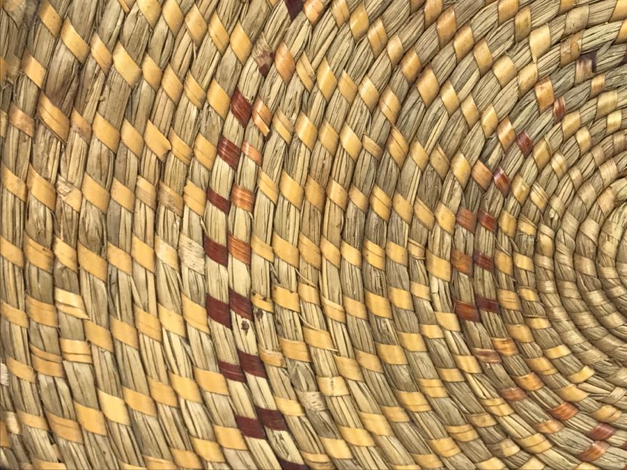 Large Vintage Native American Indian Basket - Does Not Include Stand [Photo 9]