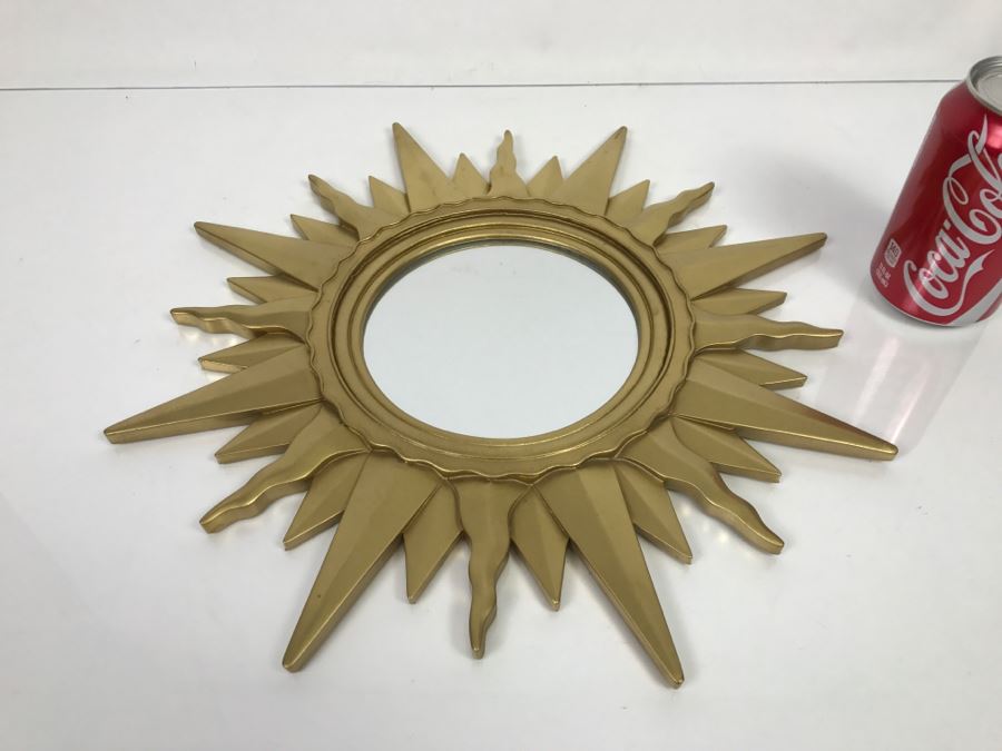 Small Sunburst Wall Mirror [Photo 2]