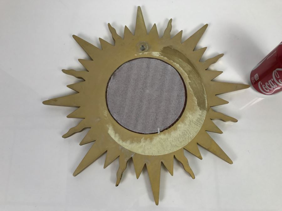 Small Sunburst Wall Mirror [Photo 6]