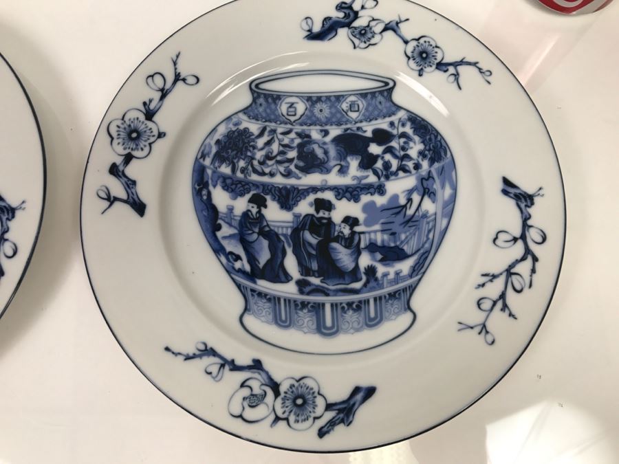Pair Of Blue And White Chinoiserie Plates Blue Vases By The Haldon Group [Photo 2]