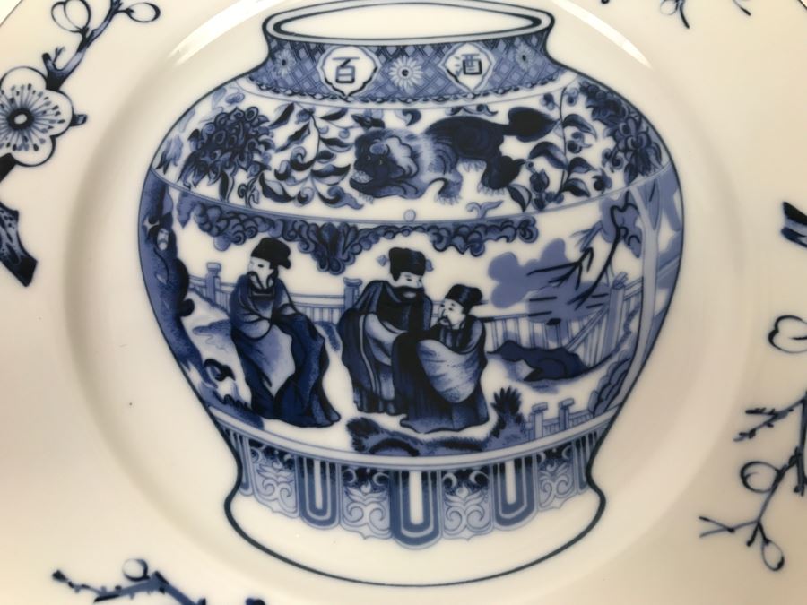 Pair Of Blue And White Chinoiserie Plates Blue Vases By The Haldon Group [Photo 3]