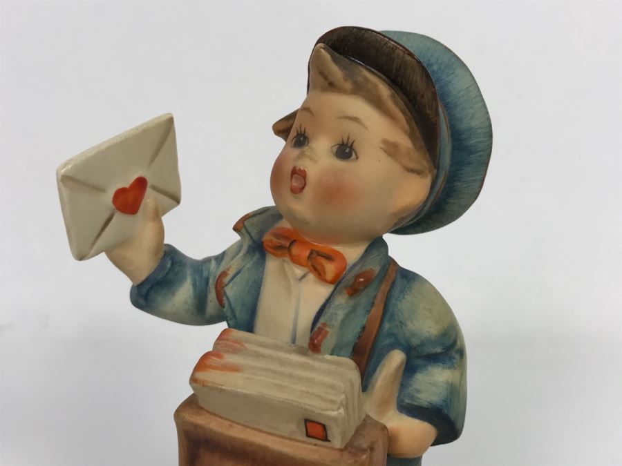 Vintage Hummel Postman Figurine 119 Bee Logo [Photo 3]
