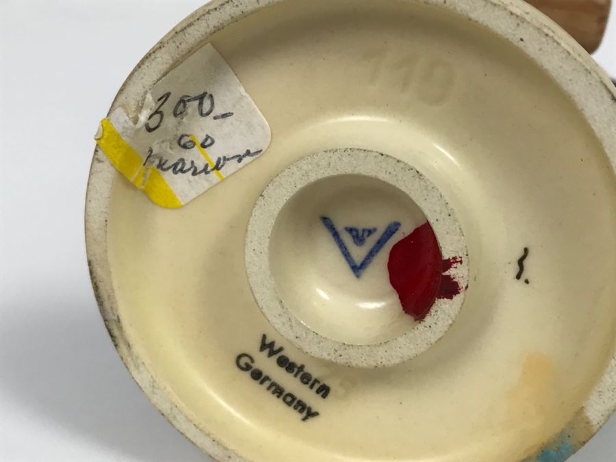 Vintage Hummel Postman Figurine 119 Bee Logo [Photo 2]