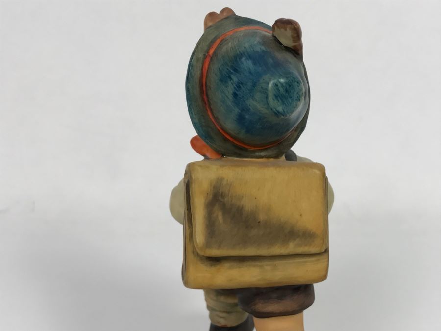 Vintage Goebel Hummel School Boy Figurine 822/0 West Germany [Photo 8]
