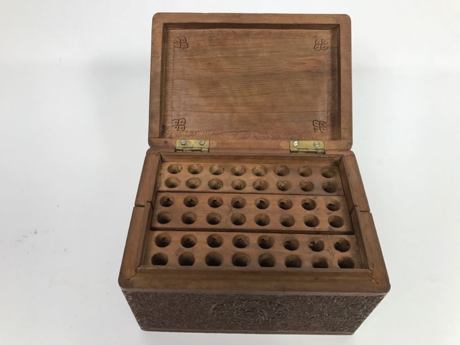 Intricately Carved Floral Patern Tri-Fold Wooden Box Possible Cigarette Storage Box [Photo 17]