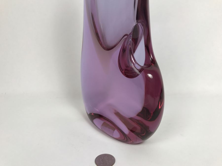 Stunning Amethyst Glass Vase Sculpture [Photo 4]