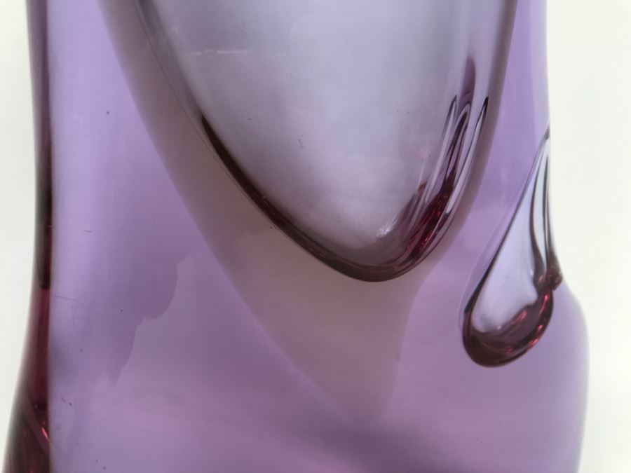 Stunning Amethyst Glass Vase Sculpture [Photo 10]