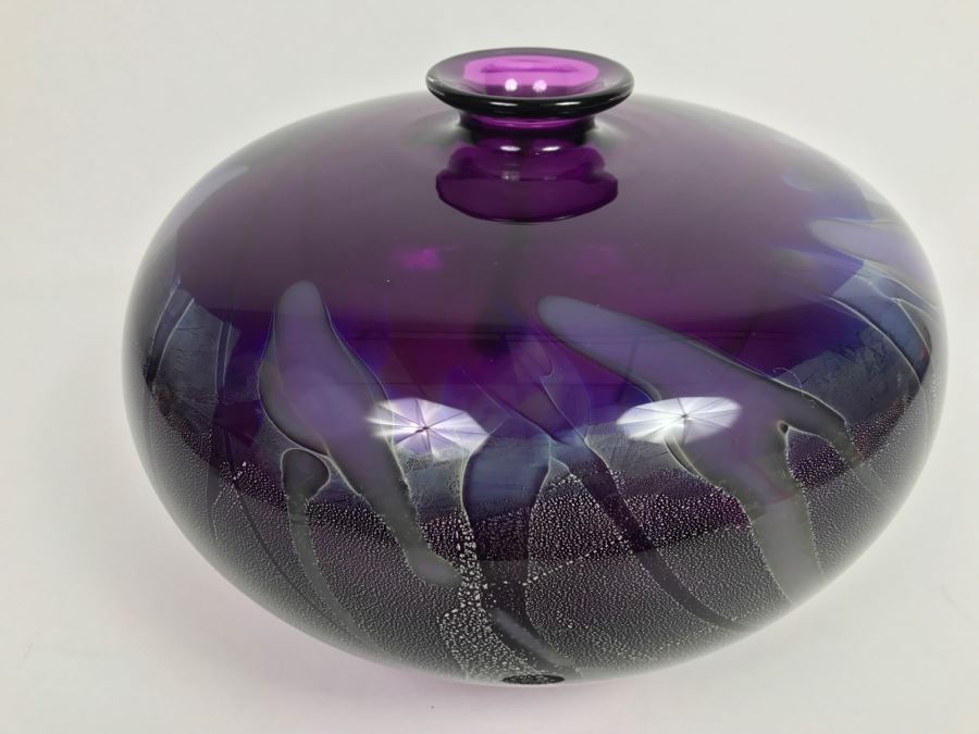Stunning Purple Amethyst Glass Vase [Photo 3]
