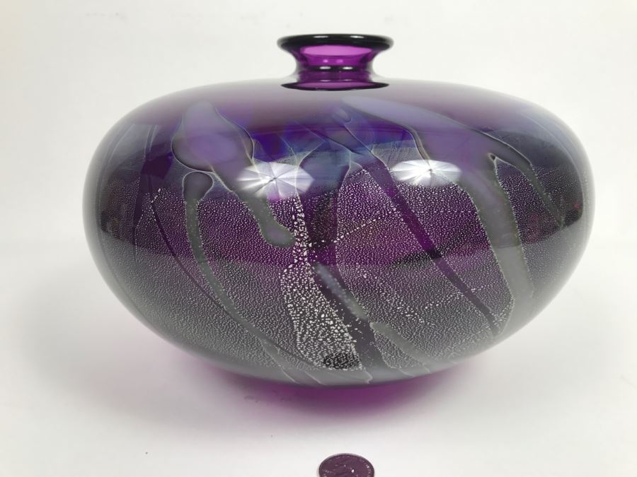 Stunning Purple Amethyst Glass Vase [Photo 5]
