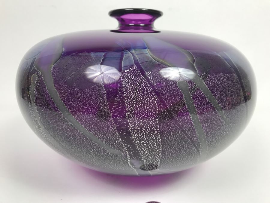 Stunning Purple Amethyst Glass Vase [Photo 8]