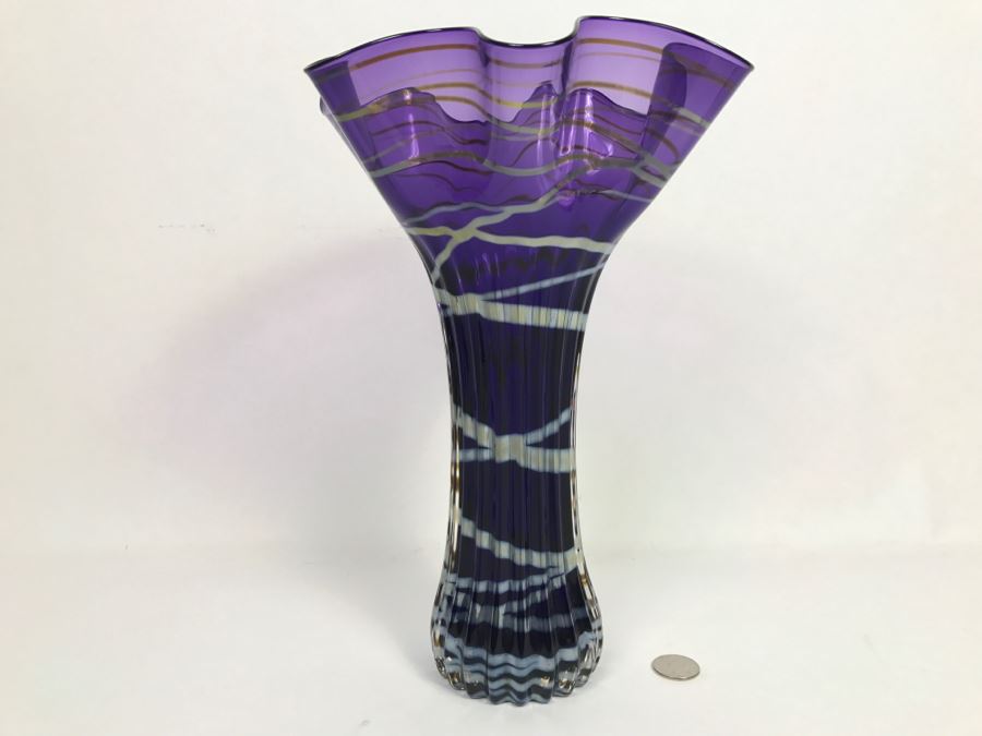 Vintage 2004 Mensch Glass Studio Art Glass Tall Vase Amethyst Flared Rim And Ribs [Photo 12]
