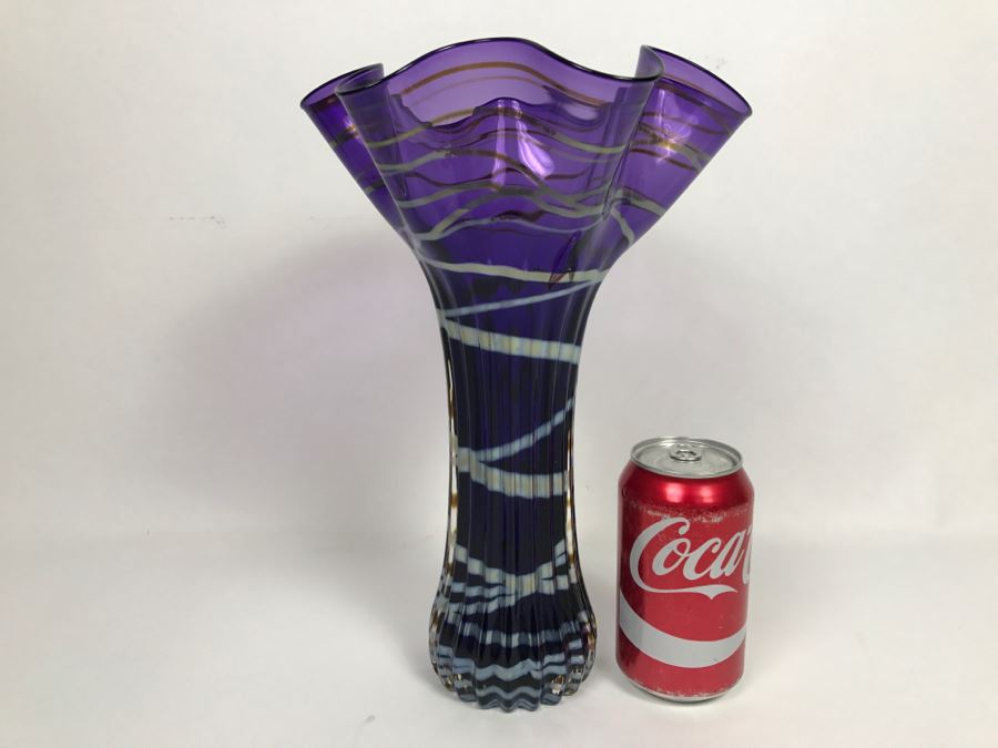 Vintage 2004 Mensch Glass Studio Art Glass Tall Vase Amethyst Flared Rim And Ribs [Photo 1]