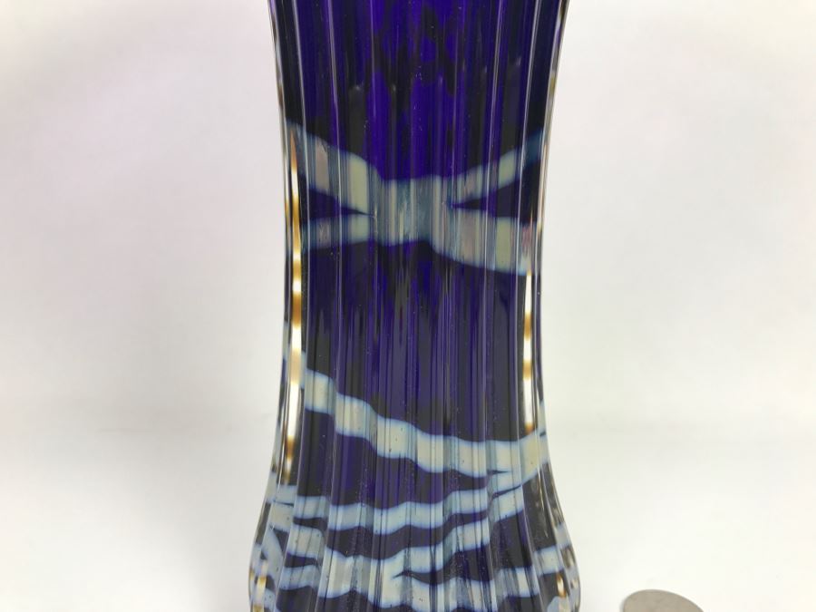 Vintage 2004 Mensch Glass Studio Art Glass Tall Vase Amethyst Flared Rim And Ribs [Photo 9]