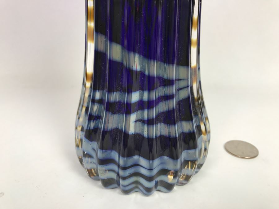 Vintage 2004 Mensch Glass Studio Art Glass Tall Vase Amethyst Flared Rim And Ribs [Photo 7]