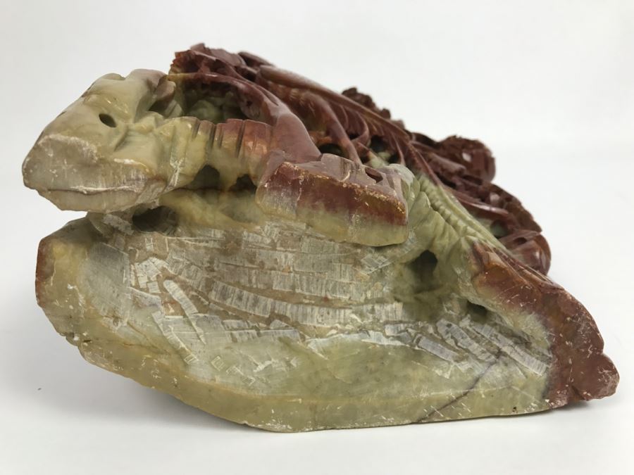 Stunning Deep Relief Carved Soapstone Asian Vase [Photo 17]