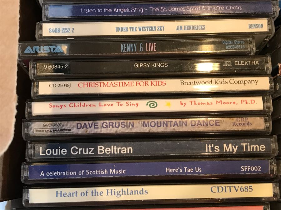 JUST ADDED - Large Music CD Collection Lot Including Frank Sinatra Box Set [Photo 17]