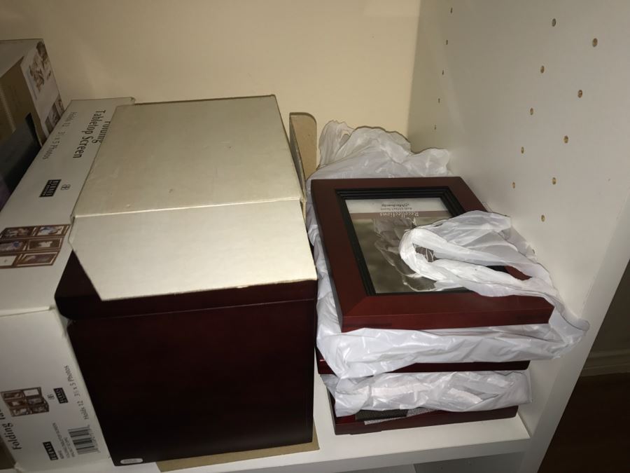 JUST ADDED - Large Lot Of Picture Frames, Photo Albums, Gift Boxes - See Photos [Photo 10]