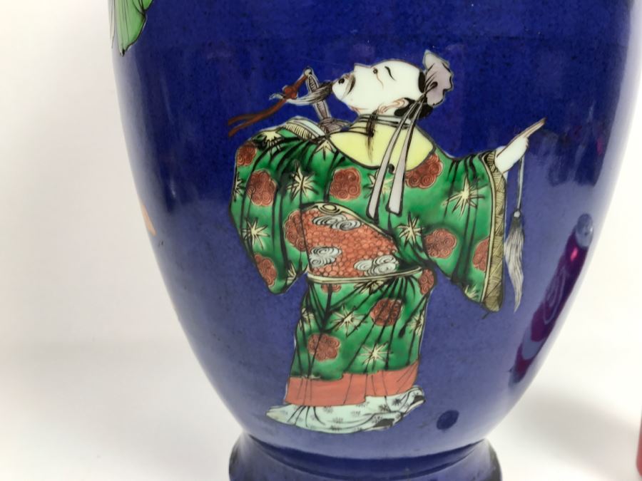 Stunning Asian Antique Tall Blue Porcelain Ginger Jar Vase With Asian Figures Surrounding Vase [Photo 21]