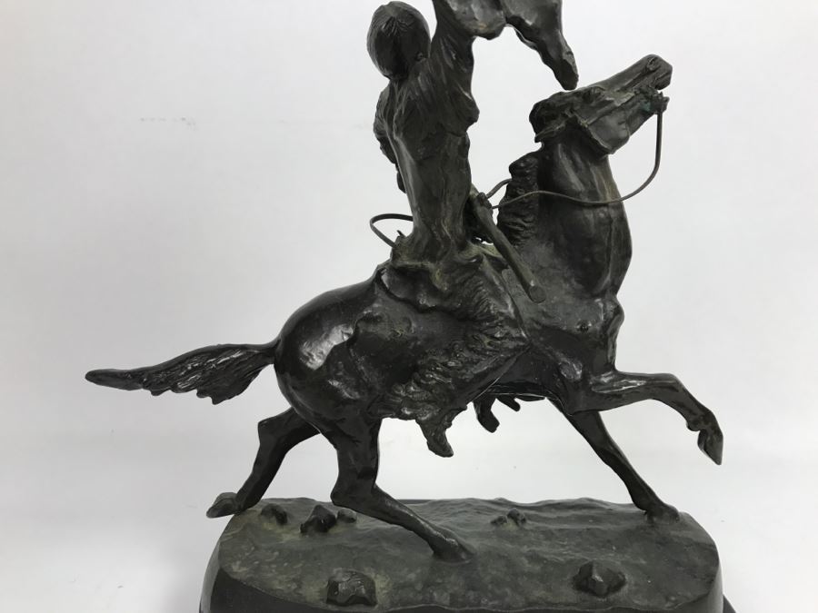 Vintage Frederic Remington Bronze Sculpture Titled 'Buffalo Signal' 16'H [Photo 16]