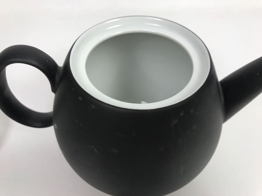 Mid-Century Modern Raymond Loewy Black & White Teapot Continental China Germany Charcoal [Photo 8]