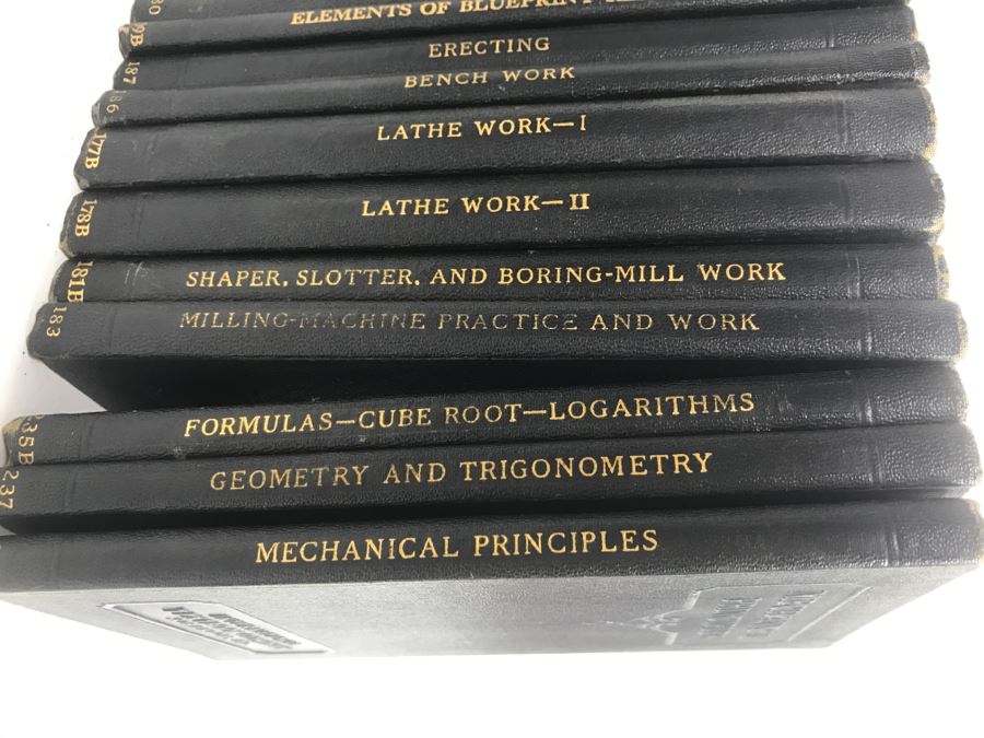 Set Of (16) Vintage 1928 Woodworking Book Collection Published By The International Textbook Company Scranton, PA [Photo 8]