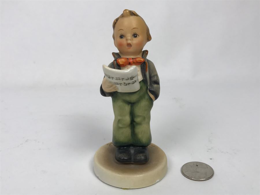 Hummel Figurine Soloist 135 Germany Bee Logo - Note Slight Chip In Base [Photo 6]