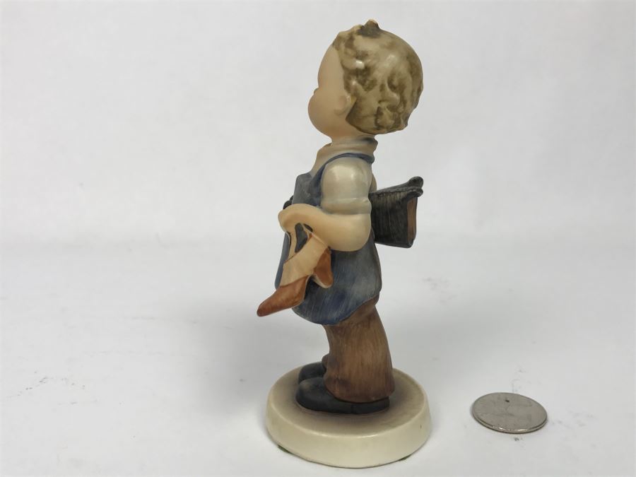 Hummel Boots Figurine 143/0 [Photo 5]
