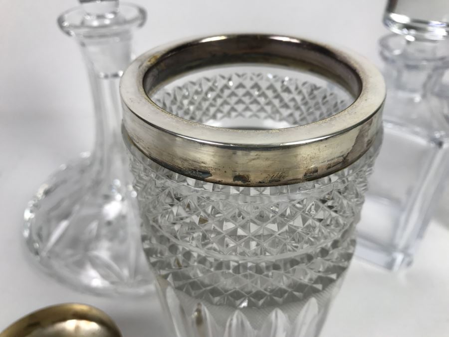 Vintage Crystal Liquor Decanter Lot With Shaker (Shaker Metal Top Has Crack) [Photo 8]