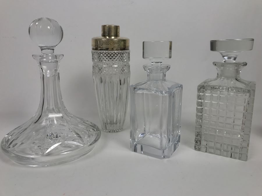 Vintage Crystal Liquor Decanter Lot With Shaker (Shaker Metal Top Has Crack) [Photo 10]