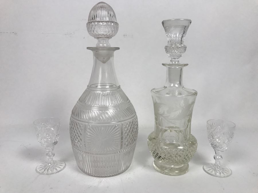 Pair Of Crystal Liquor Decanters With Pair Of Stemware Glasses [Photo 11]