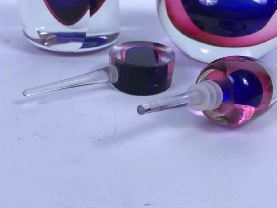 Pair Of Glass Perfume Bottles [Photo 9]