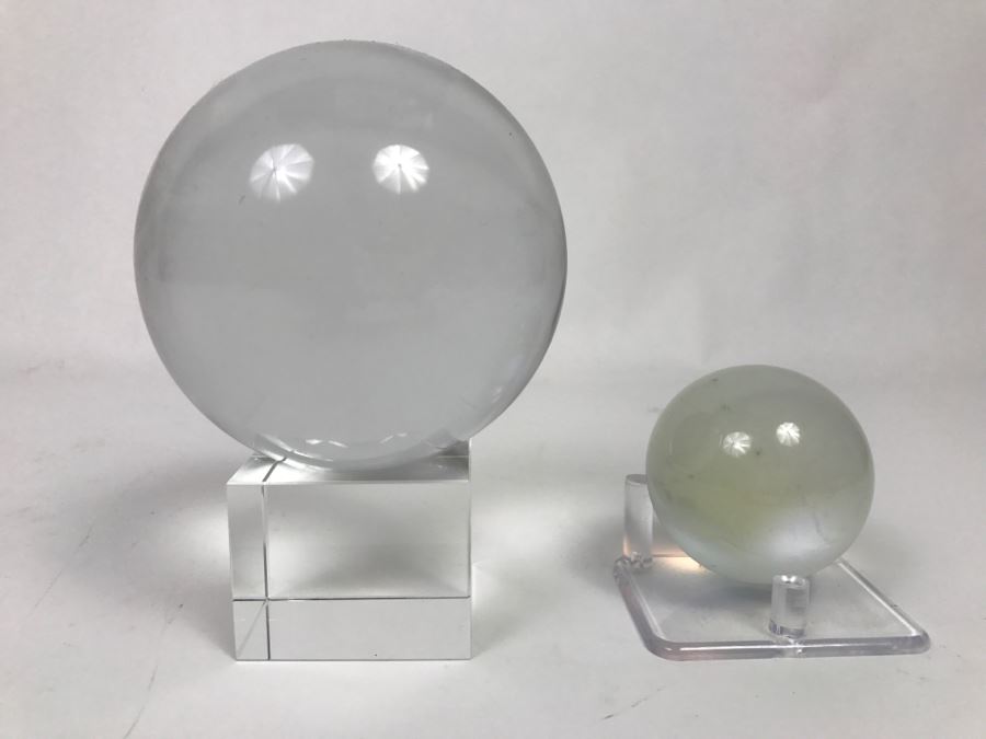 Pair Of Crystal Balls With Stands [Photo 2]