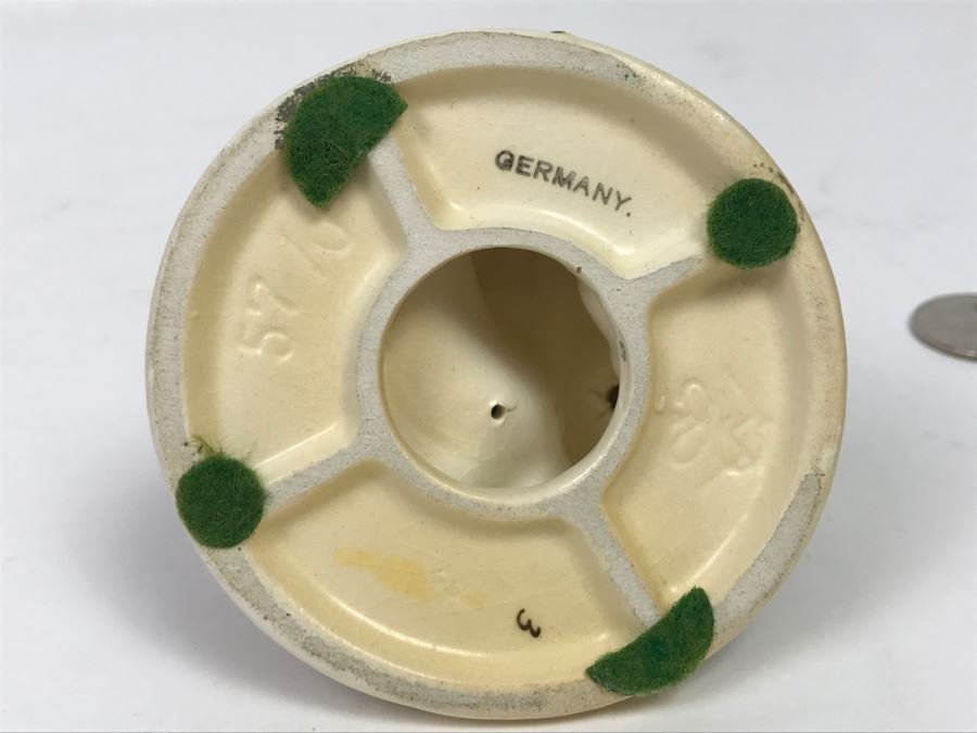 Hummel Figurine Chick Girl 57/0 Germany Crown Mark [Photo 9]