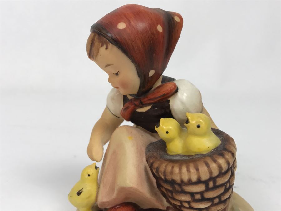 Hummel Figurine Chick Girl 57/0 Germany Crown Mark [Photo 5]