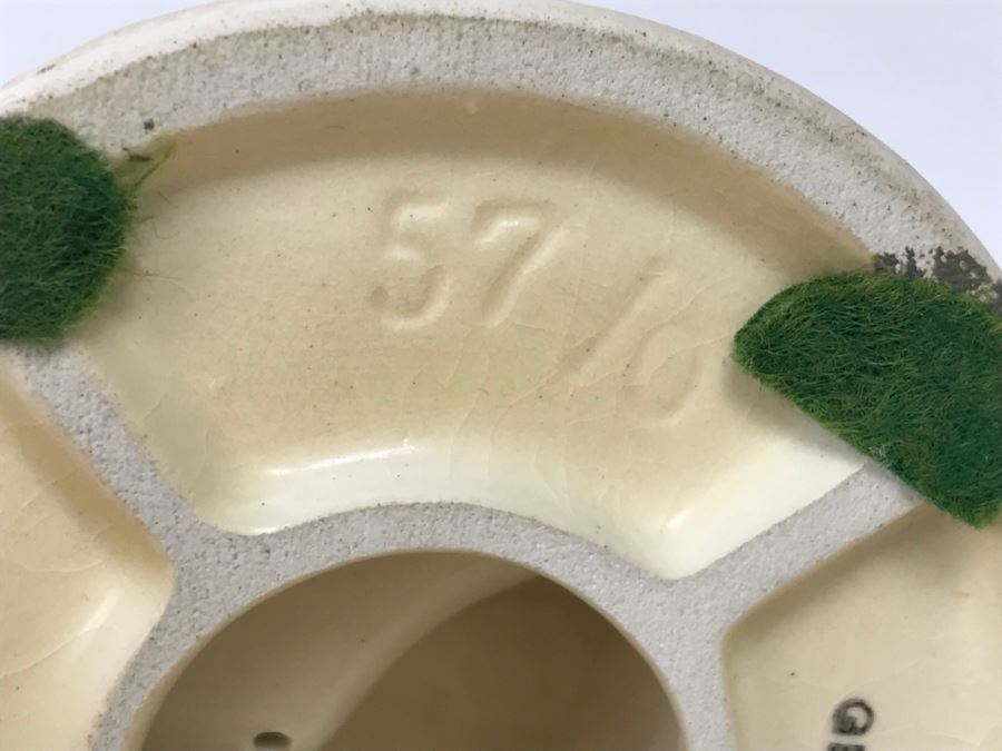 Hummel Figurine Chick Girl 57/0 Germany Crown Mark [Photo 11]