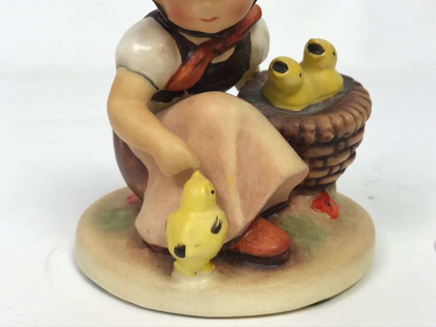 Hummel Figurine Chick Girl 57/0 Germany Crown Mark [Photo 2]