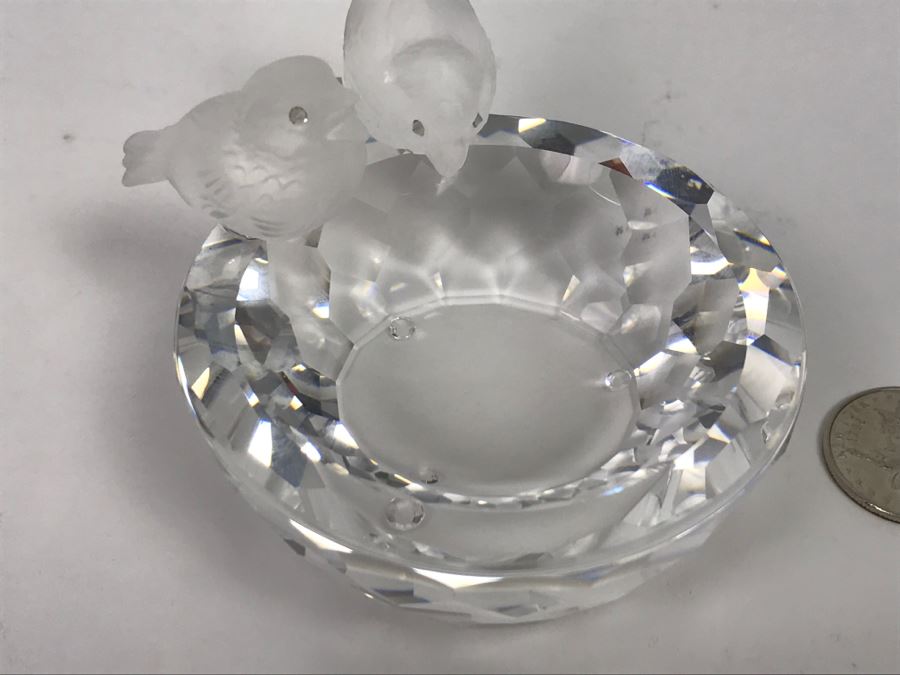 Vintage Swarovski Crystal Birds Bowl Bath With Two Frosted Crystal Birds  [Photo 4]
