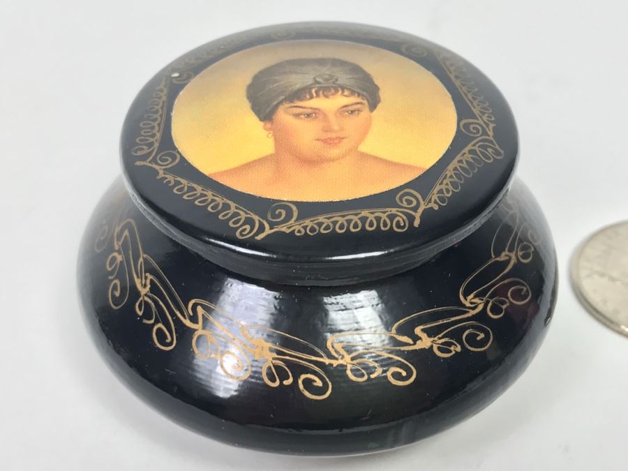 Small Trinket Box [Photo 1]