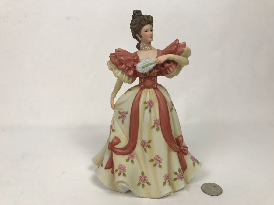 LENOX First Waltz Figurine [Photo 1]