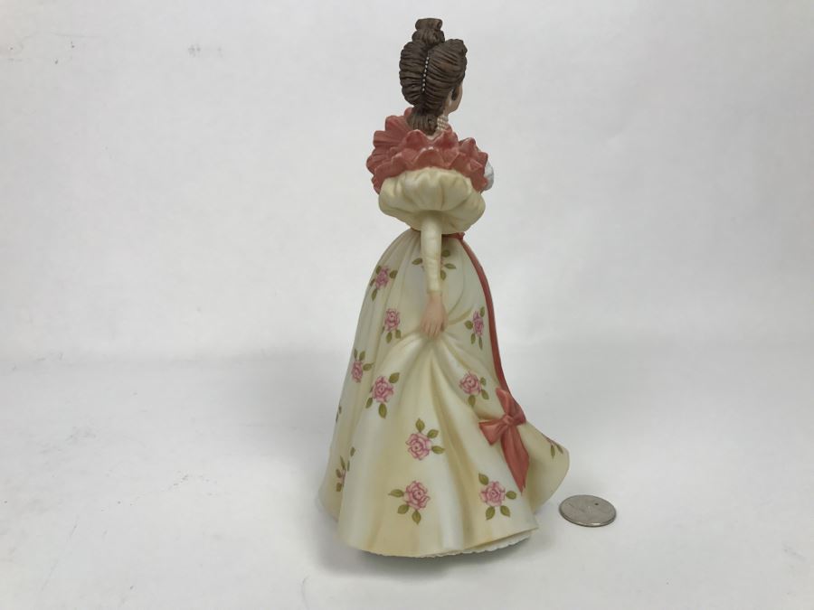 LENOX First Waltz Figurine [Photo 7]