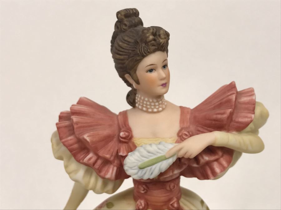 LENOX First Waltz Figurine [Photo 3]