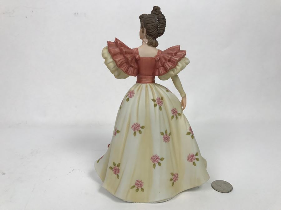 LENOX First Waltz Figurine [Photo 6]