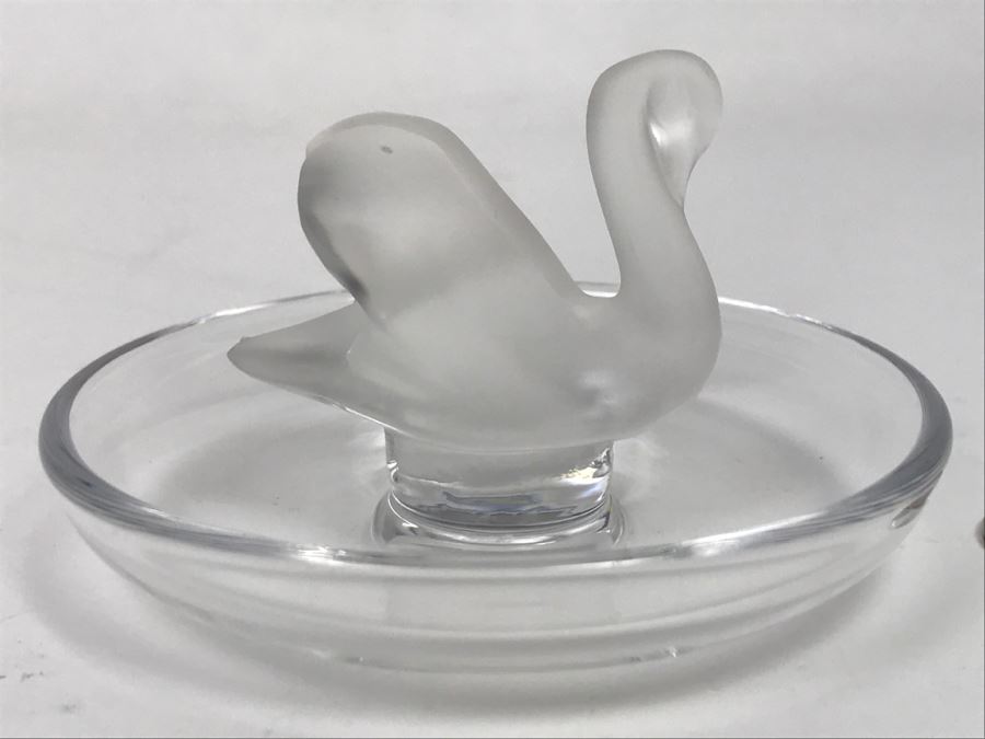 Signed Vintage Lalique France Frosted Crystal Swan Art Glass Dish Ring [Photo 3]