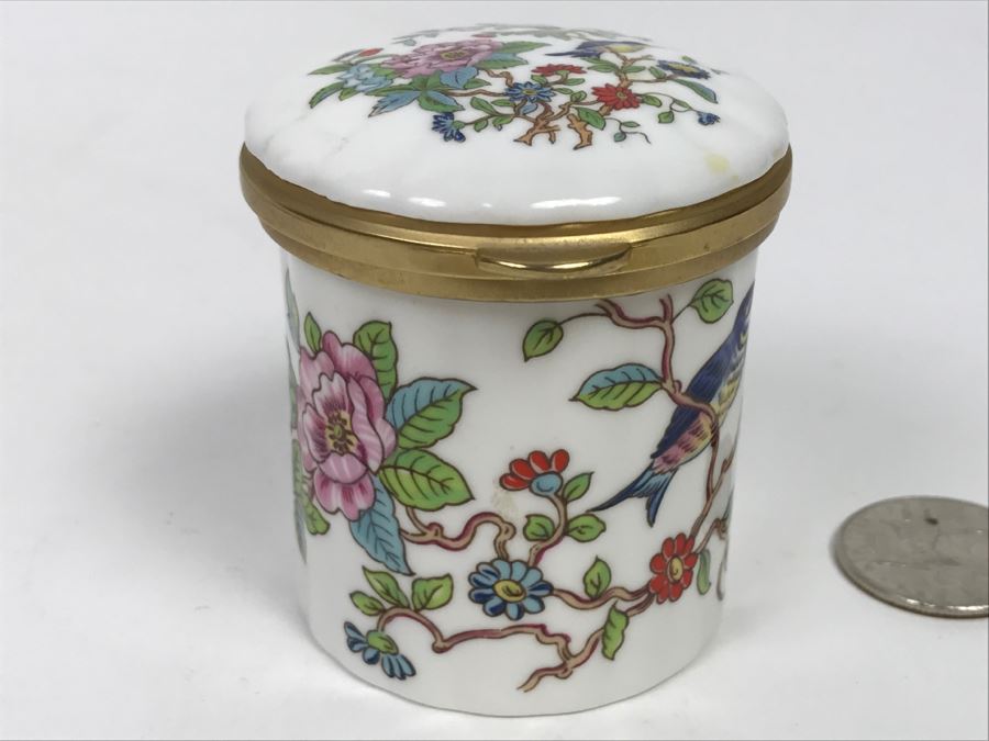 Aynsley Fine English Bone China Pembroke Covered Box [Photo 4]