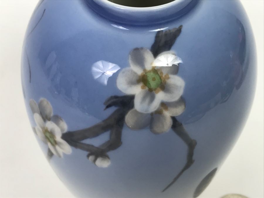 Stunning Royal Copenhagen Denmark Art Nouveau Vase With Dragonfly 2301/47B [Photo 6]