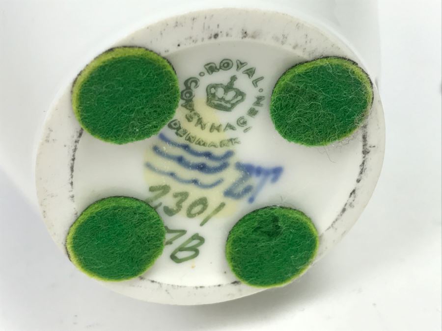 Stunning Royal Copenhagen Denmark Art Nouveau Vase With Dragonfly 2301/47B [Photo 10]